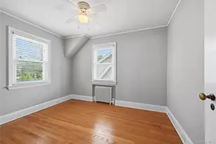 63 Andrew St, Manhasset, NY 11030 - Photo 20
