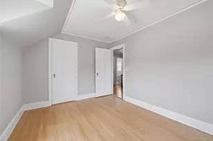 63 Andrew St, Manhasset, NY 11030 - Photo 18