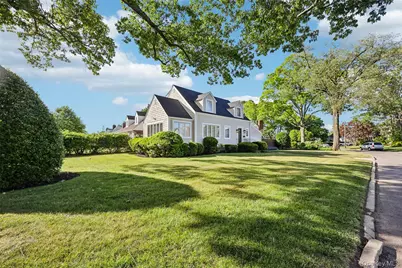 1660 Fenimore Road, Hewlett, NY 11557 - Photo 2