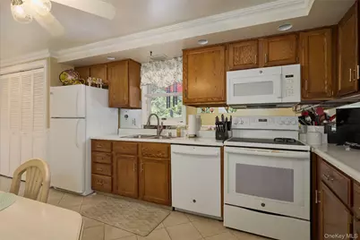 84 Longdale Road, Mahopac, NY 10541 - Photo 14