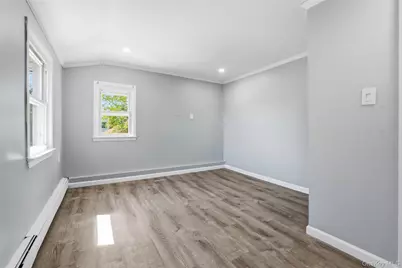 7 Penndale Drive, Amityville, NY 11701 - Photo 14