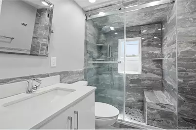 7 Penndale Drive, Amityville, NY 11701 - Photo 12