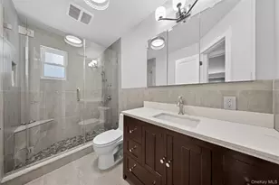 146-24 Bayside Ave, Flushing, NY 11354 - Photo 20