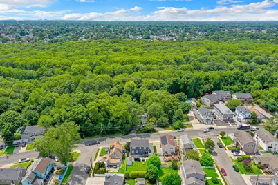 1893 Meadowbrook Road, Merrick, NY 11566 - Photo 34