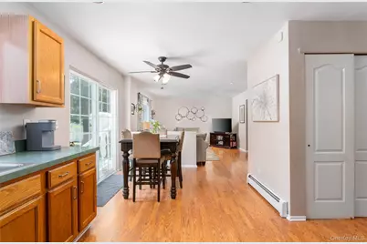 4 Redbud Court, Middle Island, NY 11953 - Photo 6
