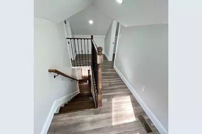 109 Leverich Street, Hempstead, NY 11550 - Photo 28