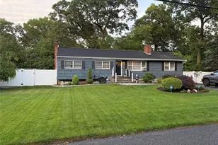 30 Marbeth Cir, Miller Place, NY 11764 - Photo 40