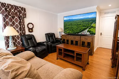 575 Creek Road #5A, Poughkeepsie, NY 12601 - Photo 4