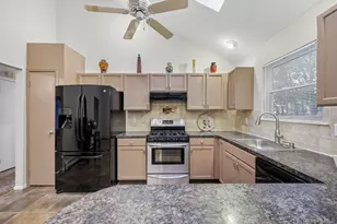 42 Apex Dr, Coram, NY 11727 - Photo 6