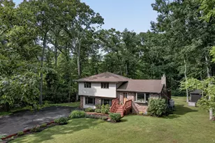 11 Mary Lou Ln, Shokan, NY 12481 - Photo 2