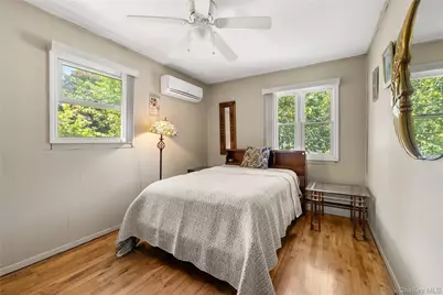 269 Brookville Avenue, Islip, NY 11751 - Photo 16
