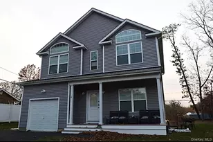2 Winfield Davis Dr, Coram, NY 11727 - Photo 2
