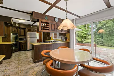 16 Meadow Road, Scarsdale, NY 10583 - Photo 10