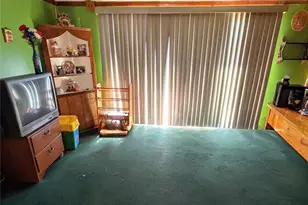 19 Surrey Ln, Levittown, NY 11756 - Photo 6