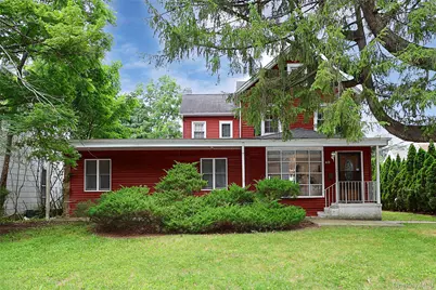 49 Red Ground Road, Roslyn Heights, NY 11577 - Photo 2