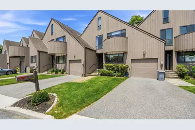11 Rockhagen Road, Thornwood, NY 10594 - Photo 2