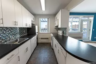 853 Macy Pl, Bronx, NY 10455 - Photo 18