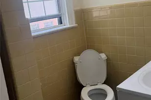 89-28 207th St, Queens Village, NY 11427 - Photo 8