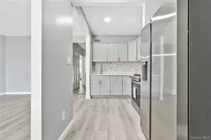 524 E 159th St, Bronx, NY 10451 - Photo 6