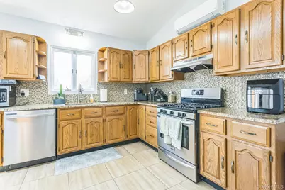 55 West Avenue, Lawrence, NY 11559 - Photo 8