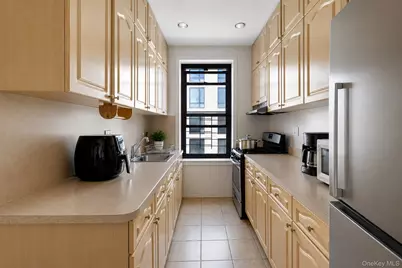 5001 4th Avenue, Brooklyn, NY 11220 - Photo 10