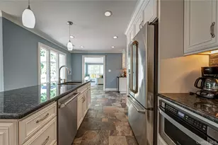 1130 5th Ave, East Northport, NY 11731 - Photo 20