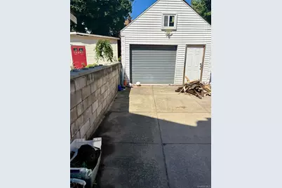 9716 127th Street, Richmond Hill, NY 11419 - Photo 8