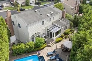 2539 Bradley Ct, Merrick, NY 11566 - Photo 42