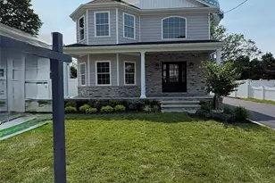 108 Spruce Ave, Bethpage, NY 11714 - Photo 16