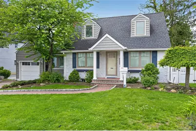 161 Greenway W, New Hyde Park, NY 11040 - Photo 1