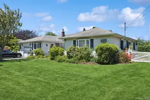 59 Wiltshire St, Southampton, NY 11968 - Photo 2