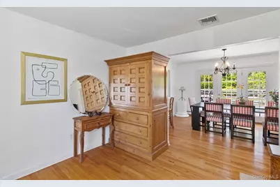 59 Wiltshire Street, Southampton, NY 11968 - Photo 18