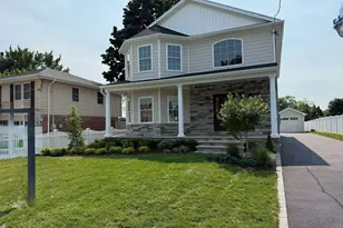 110 Spruce Ave, Bethpage, NY 11714 - Photo 2