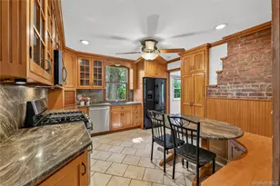 67 Topland Rd, White Plains, NY 10605 - Photo 4
