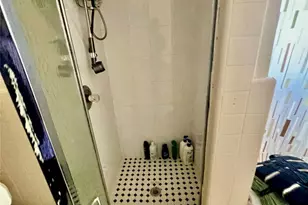 100-22 Francis Lewis Blvd, Queens Village, NY 11429 - Photo 10