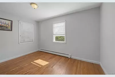 465 Washington Place, Mineola, NY 11501 - Photo 18