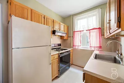 30-19 33rd Street, Astoria, NY 11102 - Photo 14