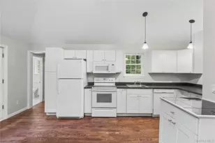333 Wixon Pond Rd, Mahopac, NY 10541 - Photo 4