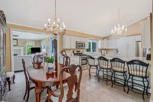 11 Beverly Ln, East Moriches, NY 11940 - Photo 22