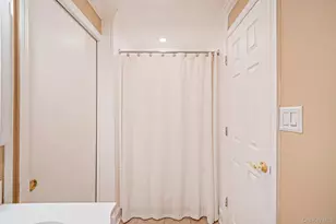 11 Beverly Ln, East Moriches, NY 11940 - Photo 36