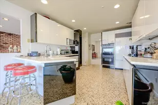 248 Harbor Ln, Massapequa Park, NY 11762 - Photo 10