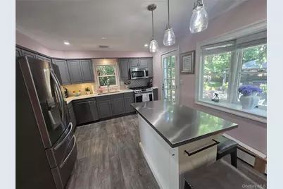 4 Beach Avenue, Northport, NY 11768 - Photo 2