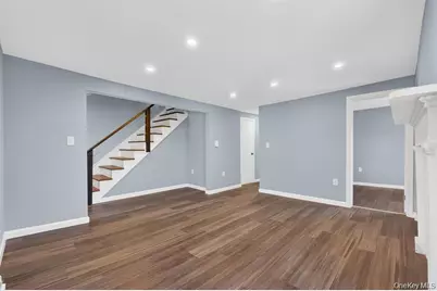 27 Spruce Street, Poughkeepsie, NY 12601 - Photo 4