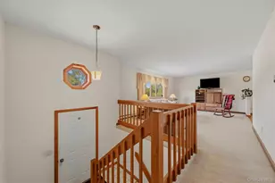 33 Dunn Ln, Poughquag, NY 12570 - Photo 4