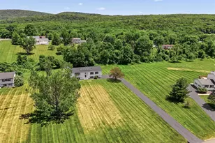 33 Dunn Ln, Poughquag, NY 12570 - Photo 32