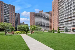 61-25 98th St, Rego Park, NY 11374 - Photo 14