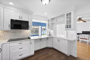 34 Cape Rd, Amityville, NY 11701 - Photo 10
