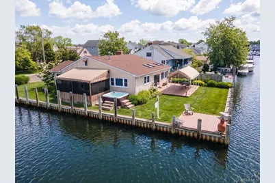34 Cape Road, Amityville, NY 11701 - Photo 34