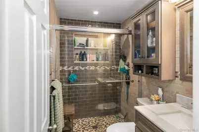 114 5th Street, Lindenhurst, NY 11757 - Photo 6