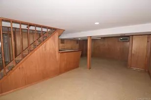 54 Camden Pl, New Hyde Park, NY 11040 - Photo 34